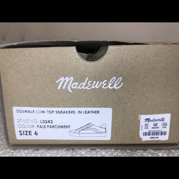 Shoes - Picture 4 of 4